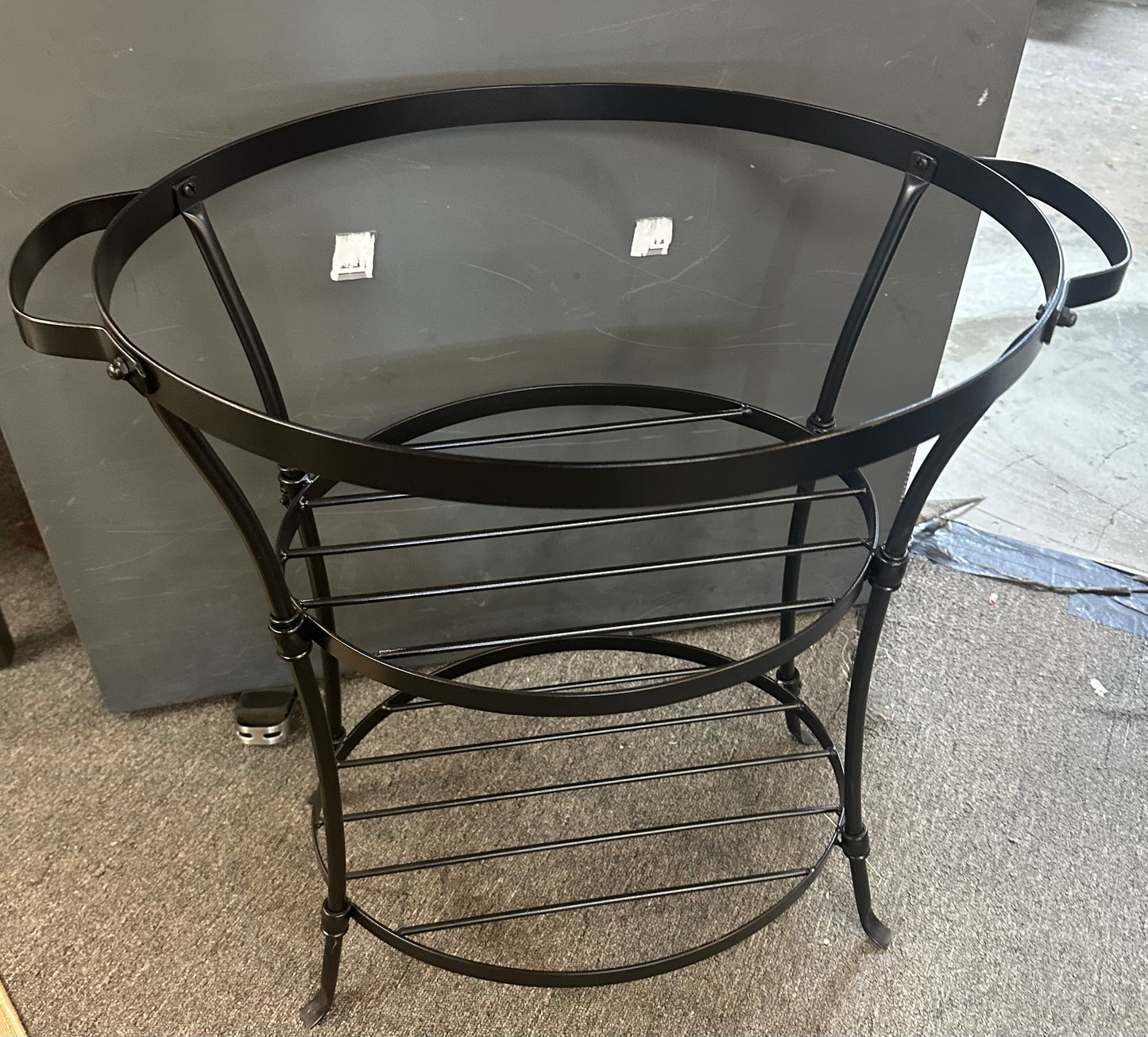 Longaberger indoor/outdoor wrought iron beverage stand with beverage tub holder