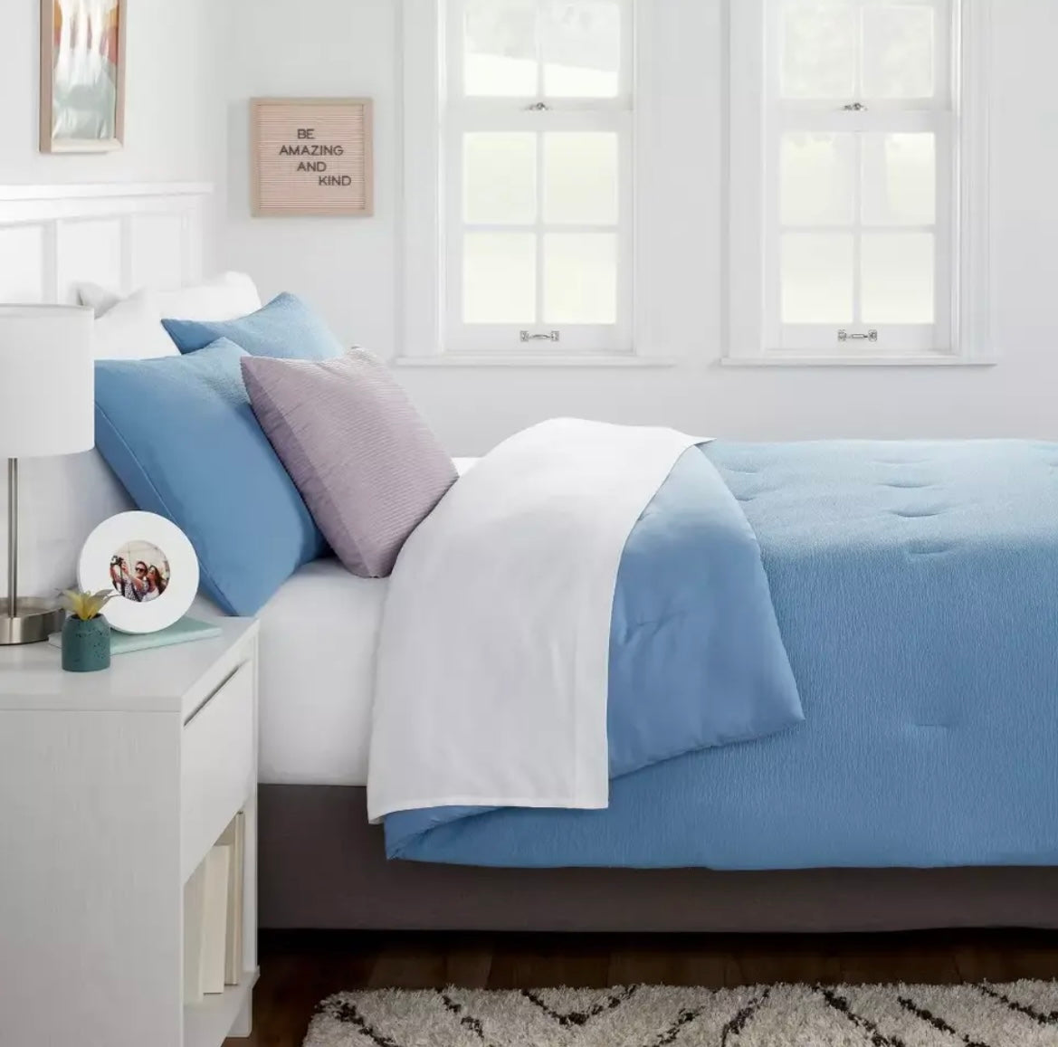 Room Essentials Light Blue Microfiber Micro Texture Twin/Twin XL Comforter