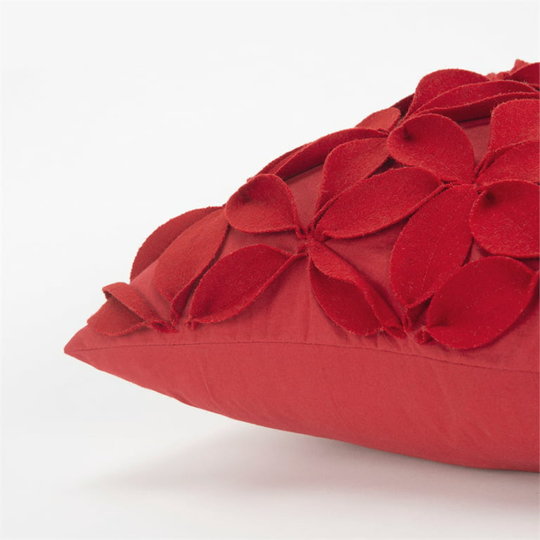 Rizzy Home Botanical Petals 18" x 18" Wool/Cotton Pillow Cover-Red