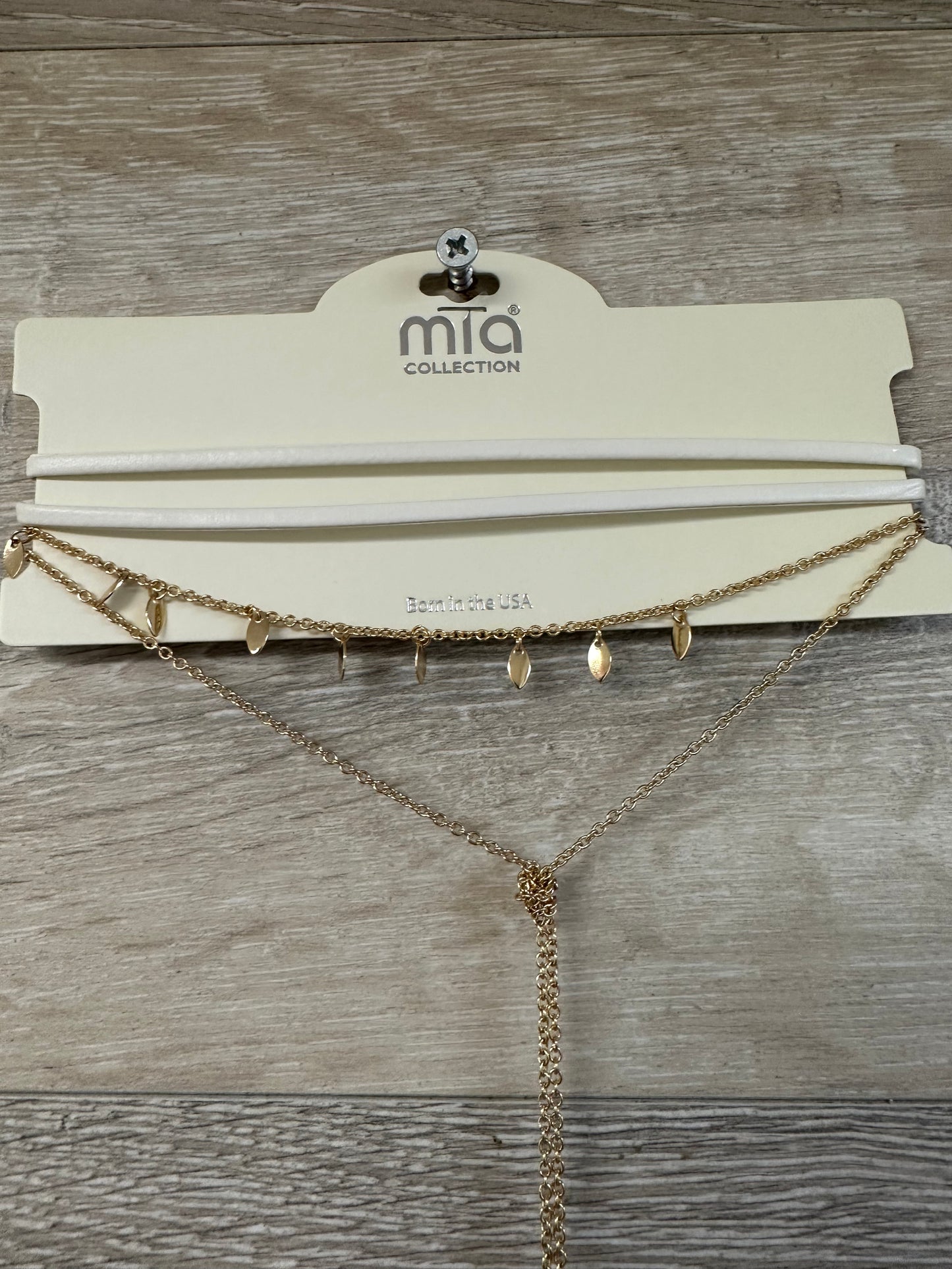 Mia collection white choker and gold necklace