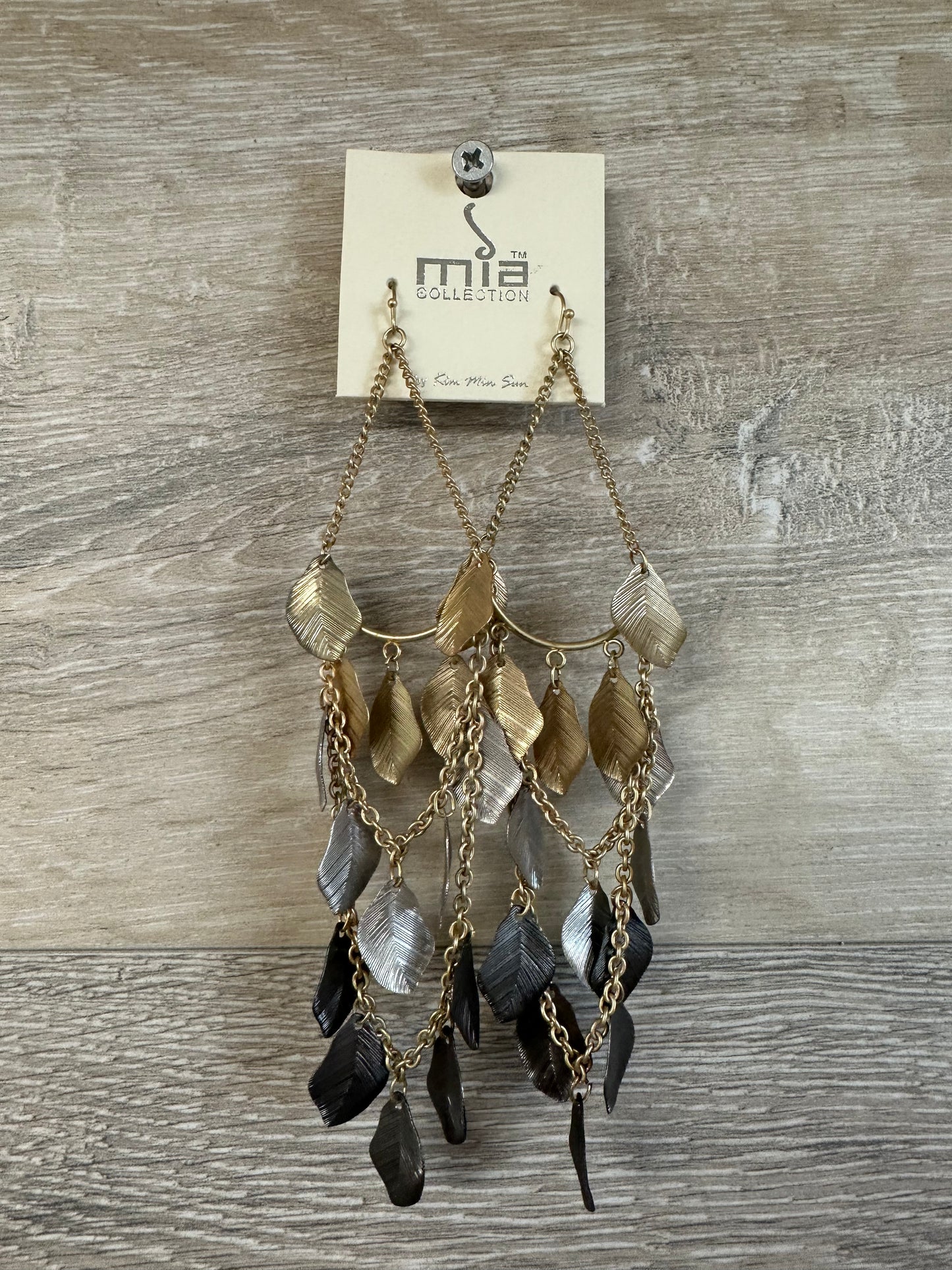 Mia Collection Dangle Leaf Earrings gold, gray & black