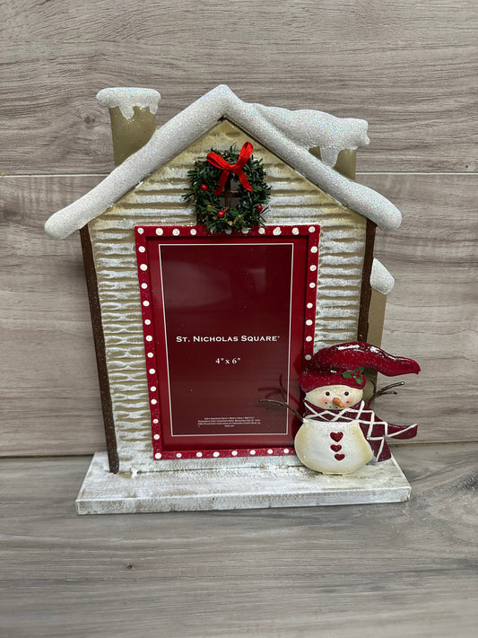 St. Nicholas Square 4”x6” winter snowman seasonal picture frame